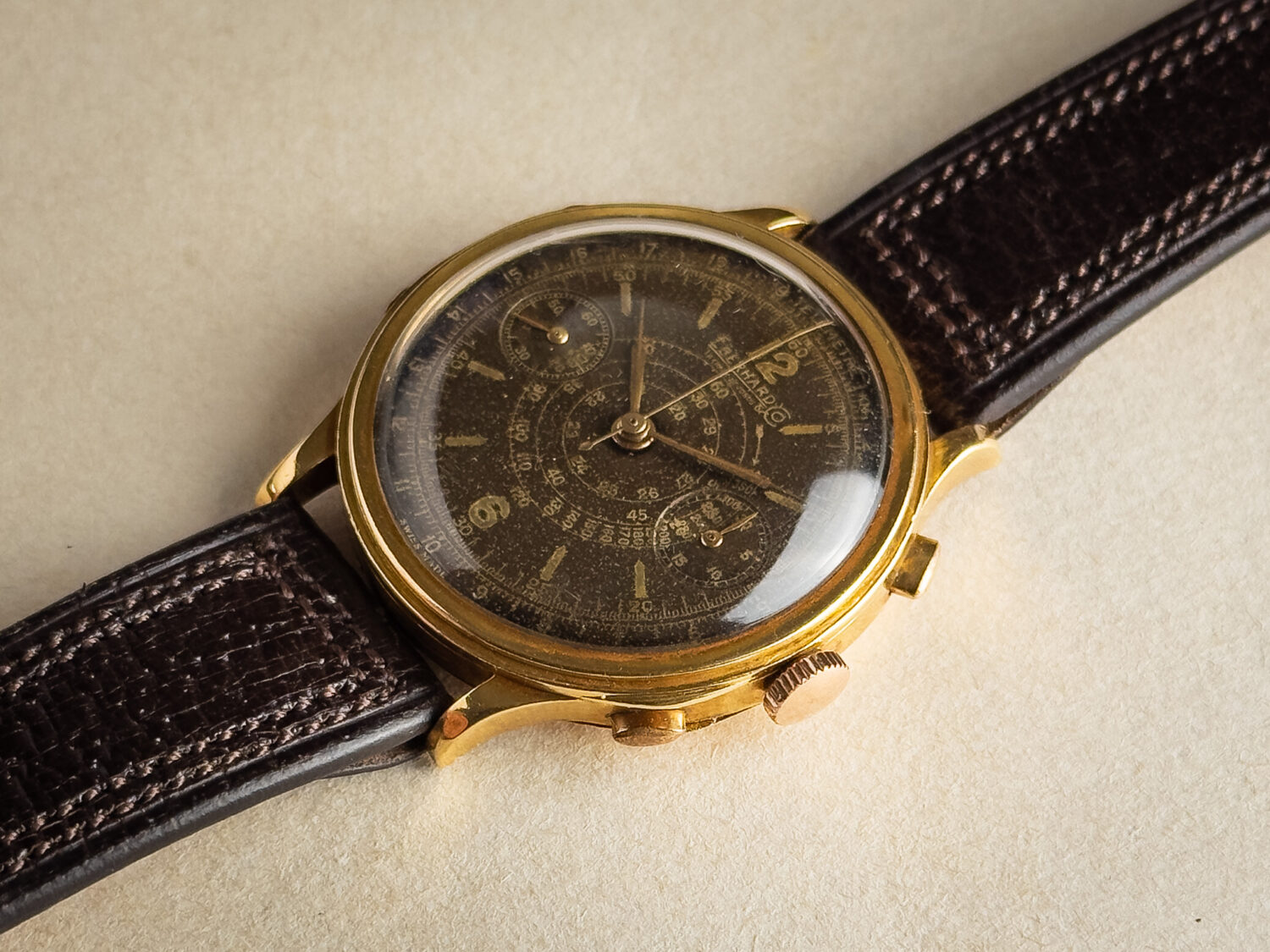 1940s Eberhard Pre-Extra Fort Chronograph Gold - Image 3