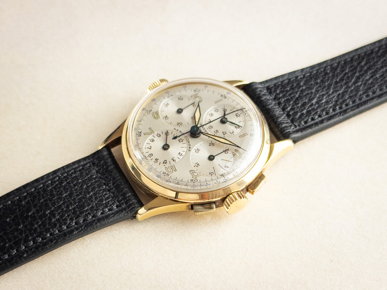 1940s Universal Genève Aero-Compax Ref. 52205 - Image 5